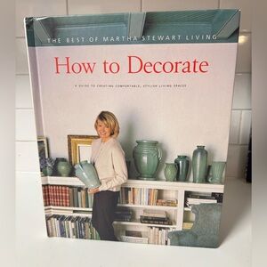 Martha Stewart How to Decorate – Home Accents Book in Cream and Green